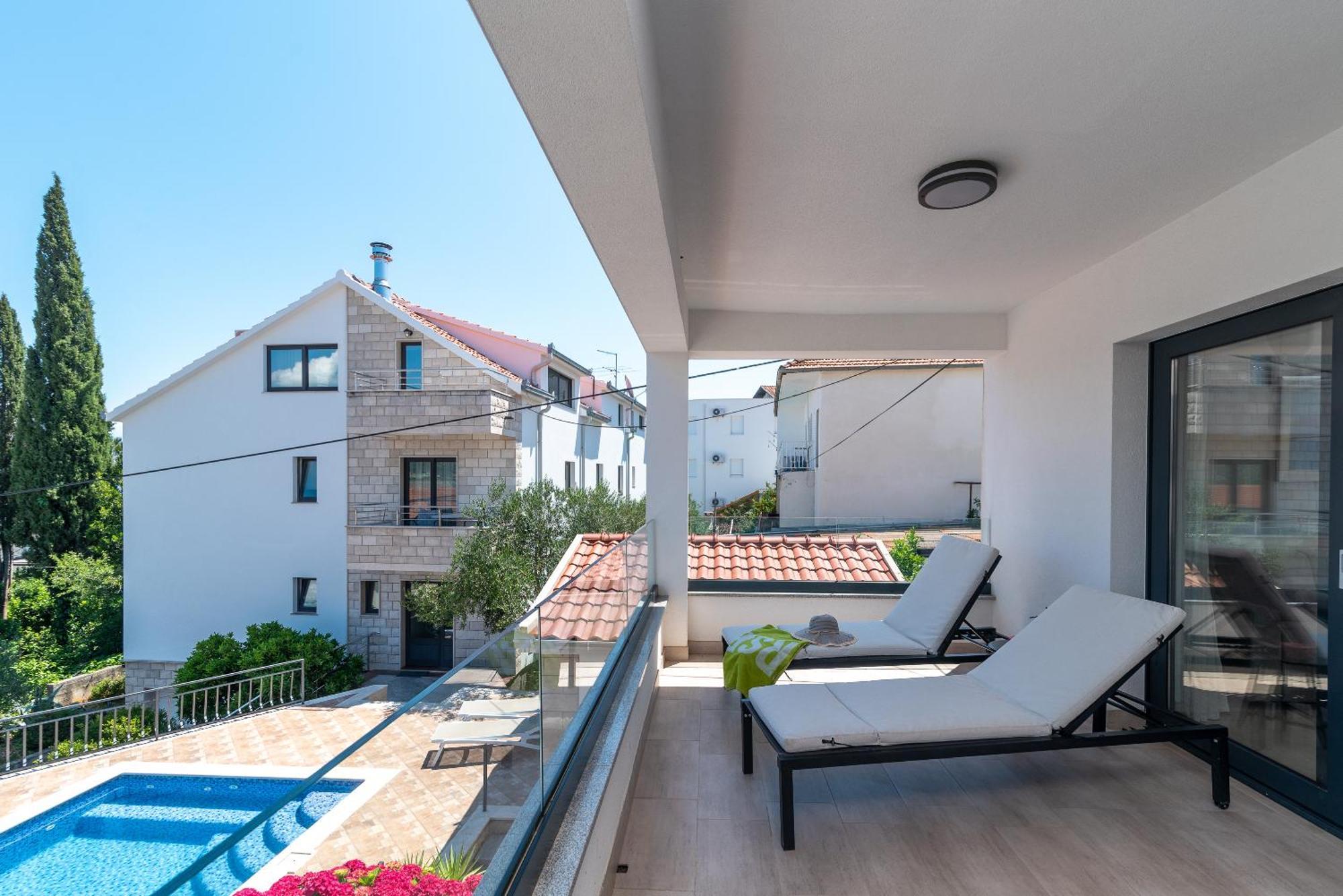 Maca Apartments & Suites Trogir Eksteriør billede