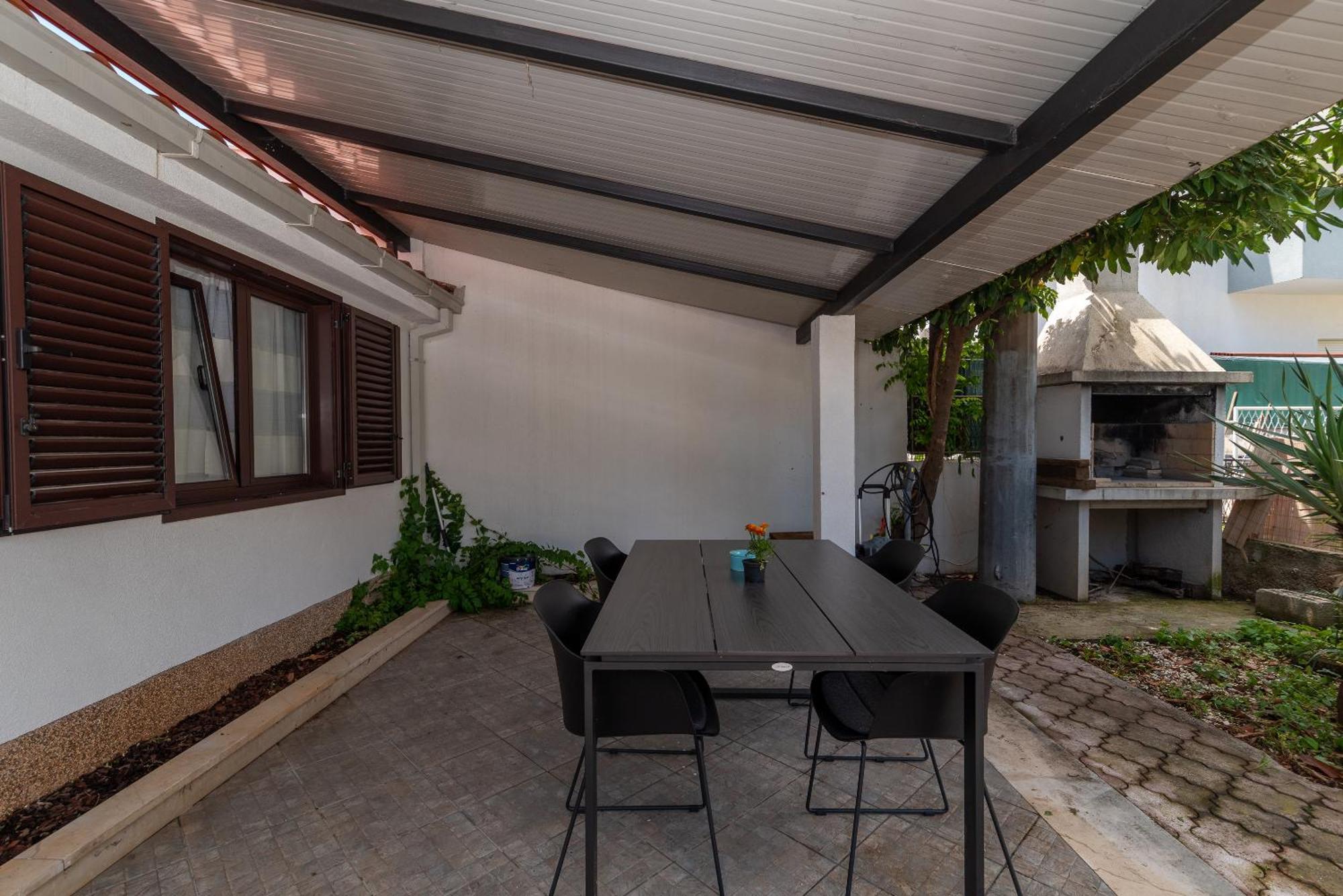 Maca Apartments & Suites Trogir Eksteriør billede