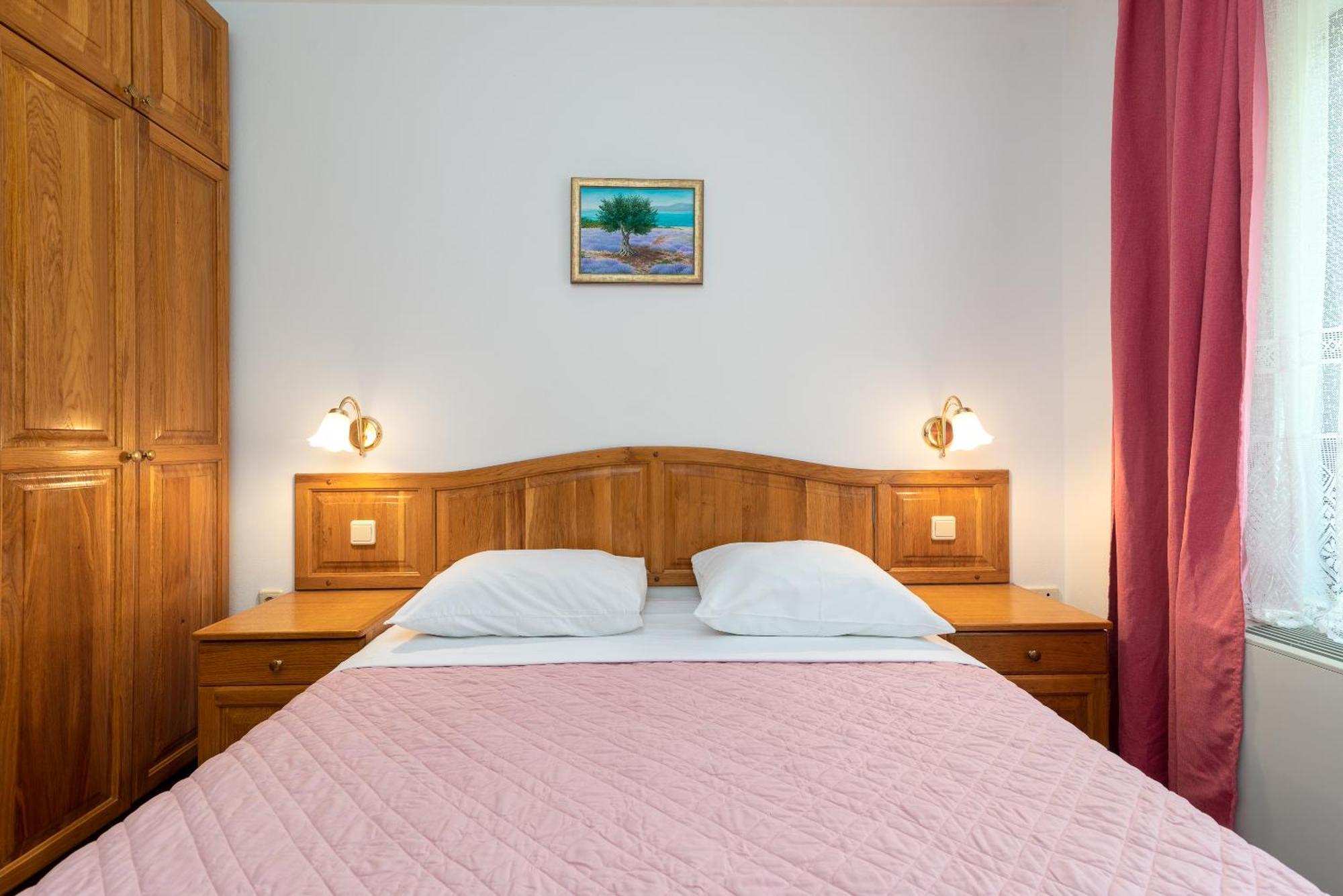 Maca Apartments & Suites Trogir Eksteriør billede