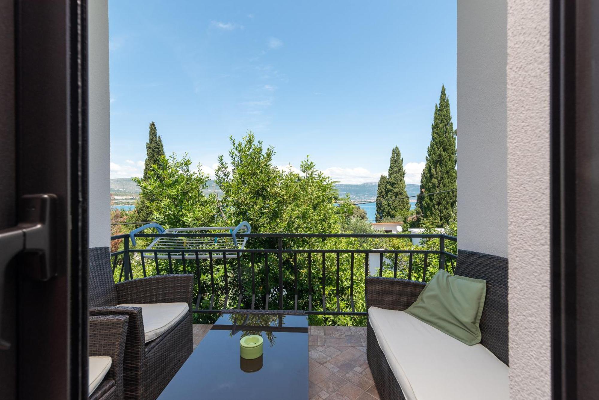 Maca Apartments & Suites Trogir Eksteriør billede